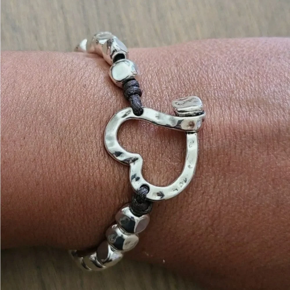 Nailed Heart - Boho handcrafted bracelet